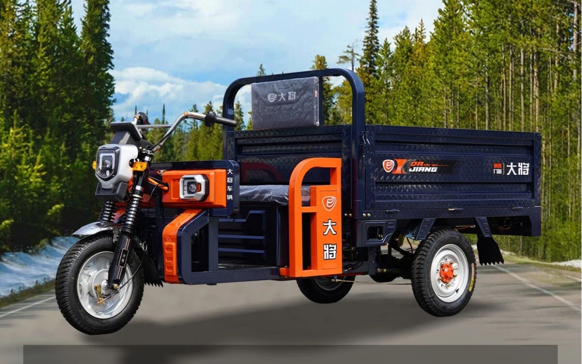 How Long Can an Electric Tricycle Battery Last? — Lifespan Differences, Configuration Matching & UAE/Europe Port & Industrial Guidance