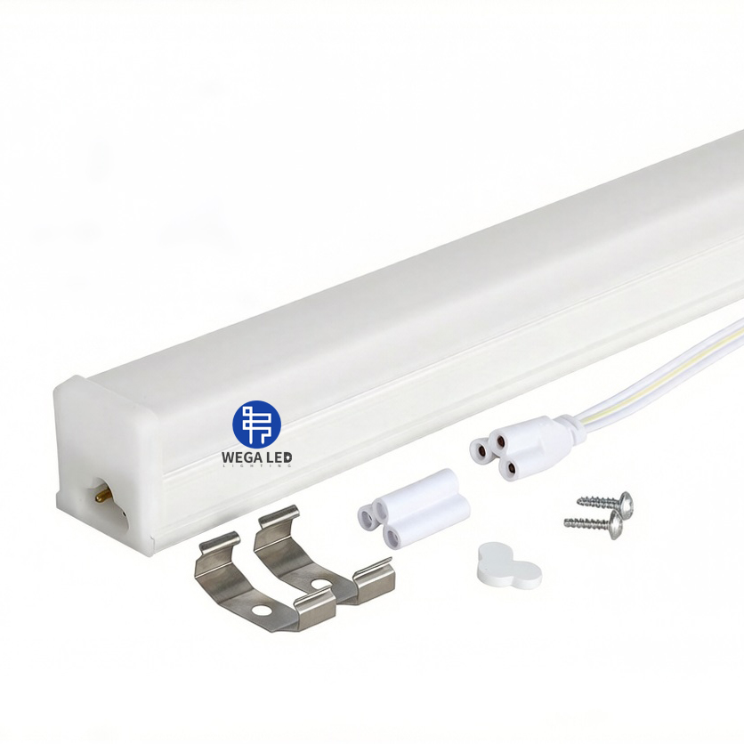 T8 PVC and PC Integrated LED Tube-600X600