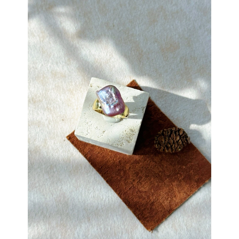 Beyond Perfection: Why Structural Pearls are the New Symbol of Modern Motherhood