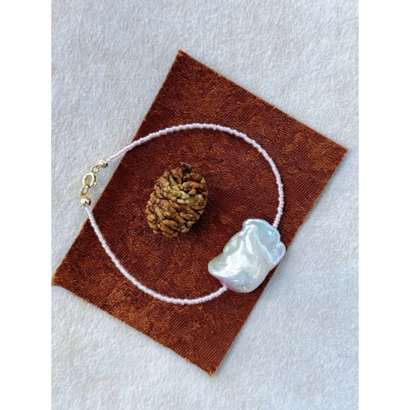 The Art of Imperfection: Statement Rings & Stacking Strategies (Vol. 2)