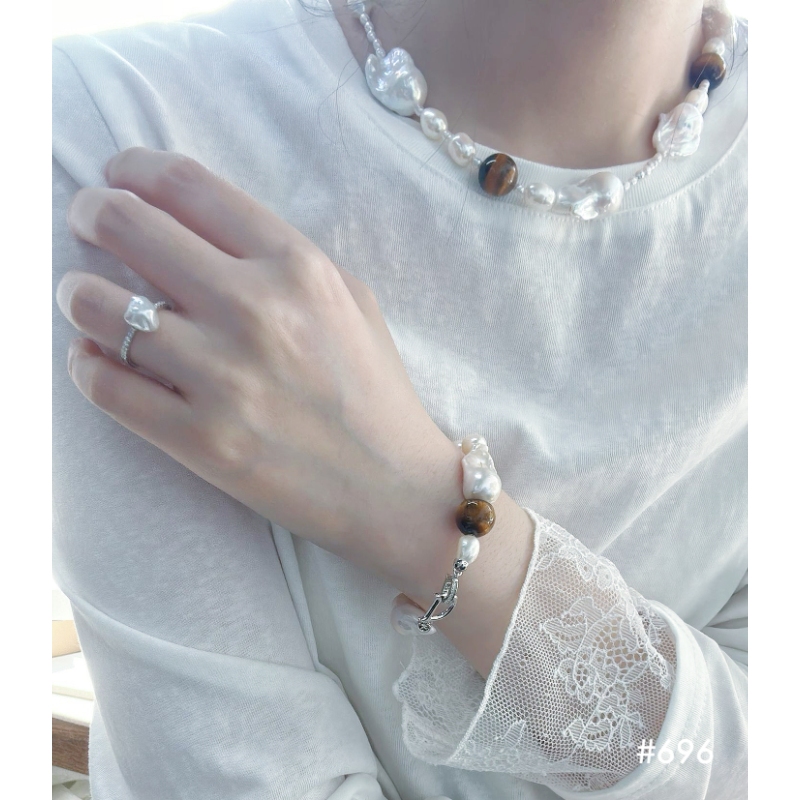 Beyond the Trend: Why Organic Pearls are the New "Everyday Luxury"