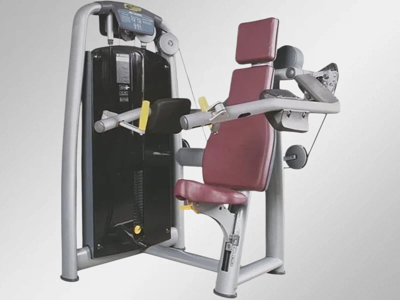 AX8704 - Delt Machine