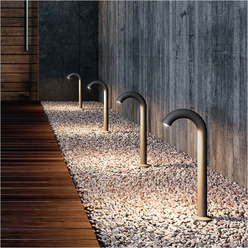 noor-arch-swan-neck-bollard-rhythm-lighting-effect8