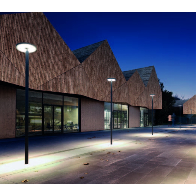 noor-arch-masterpiece-adjustable-outdoor-light-hero3